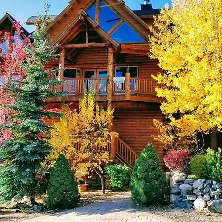 Mt Villa